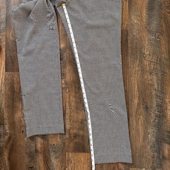 NWT J. Ferrar Men's Black and Gray Plaid Patterned Pants - Picture 6 of 7